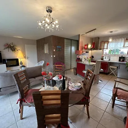 Ferienhaus Le Gite De *